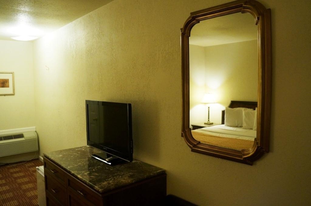 Waterford Inn エクステリア 写真