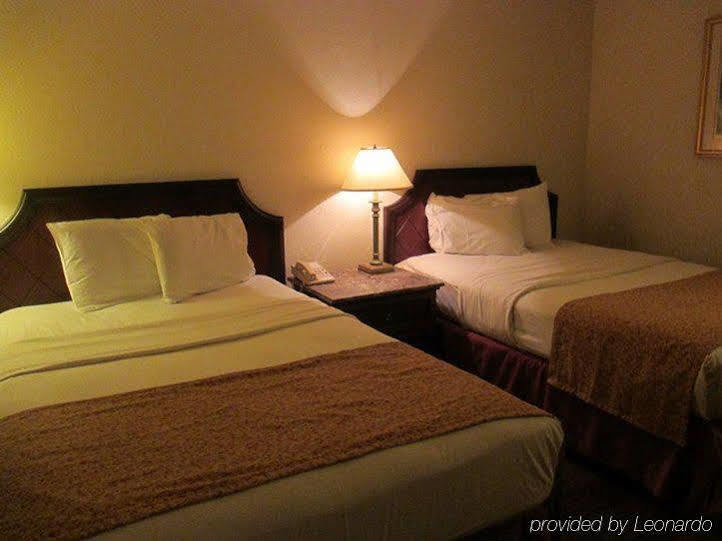 Waterford Inn エクステリア 写真